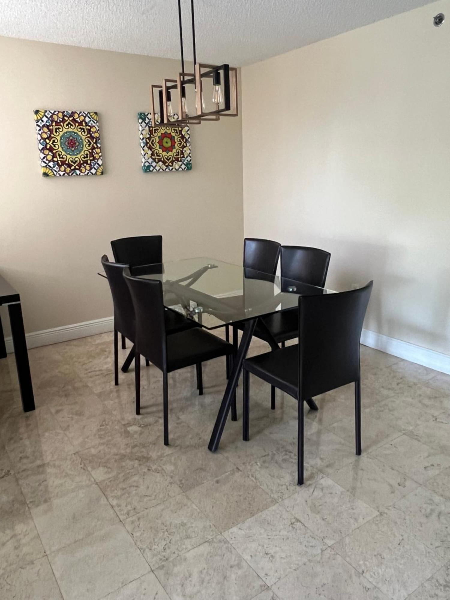 Apartmán Renovated 2/2 Unit At Yacht Club/Aventura Exteriér fotografie